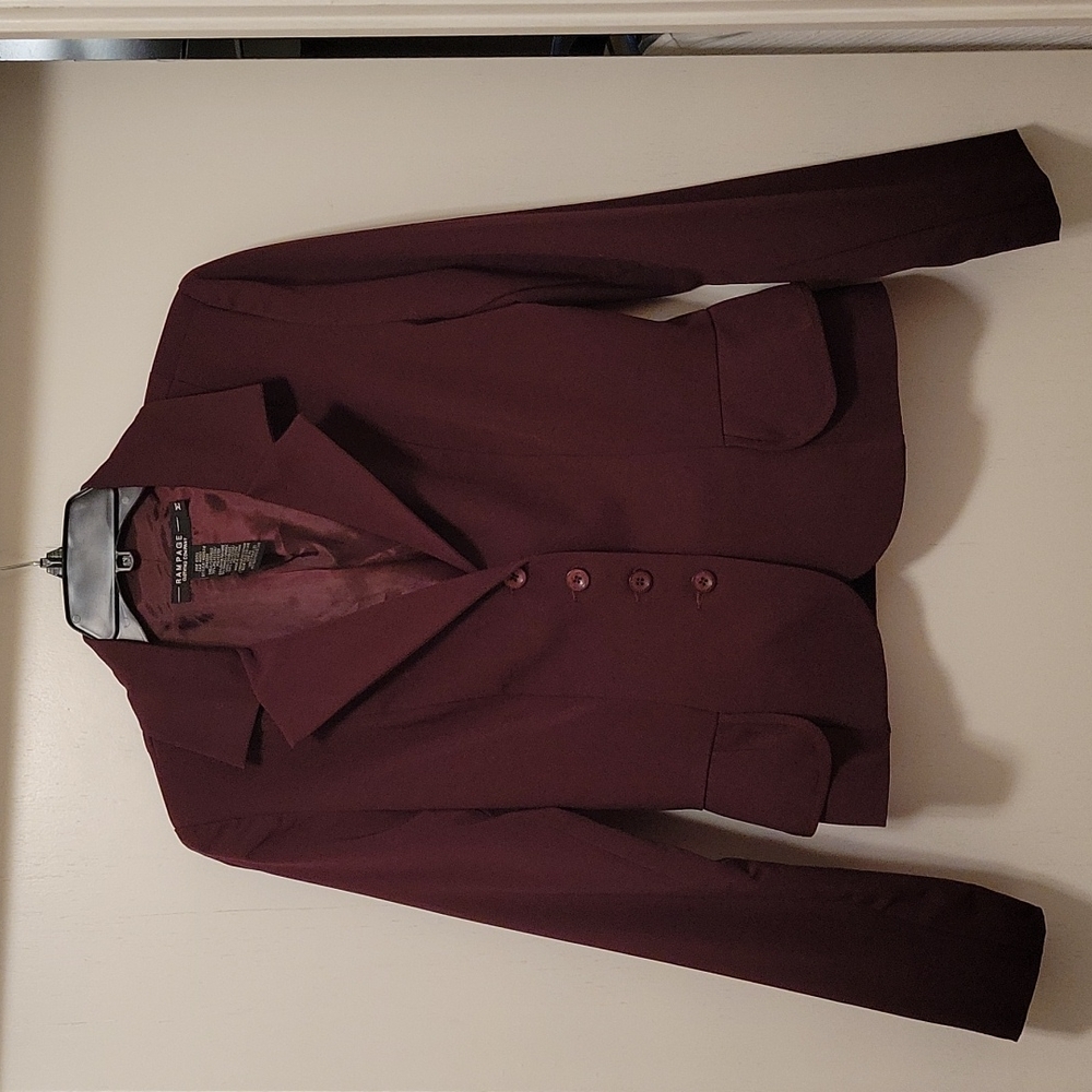Rampage, M, Burgundy
